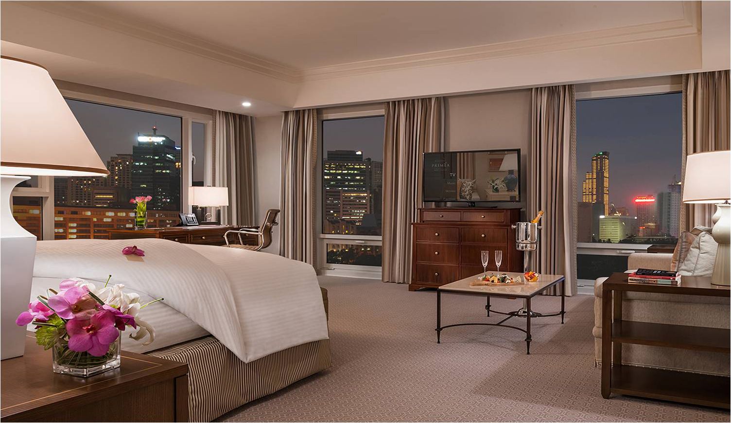 5 STAR HOTEL AND RESIDENCES