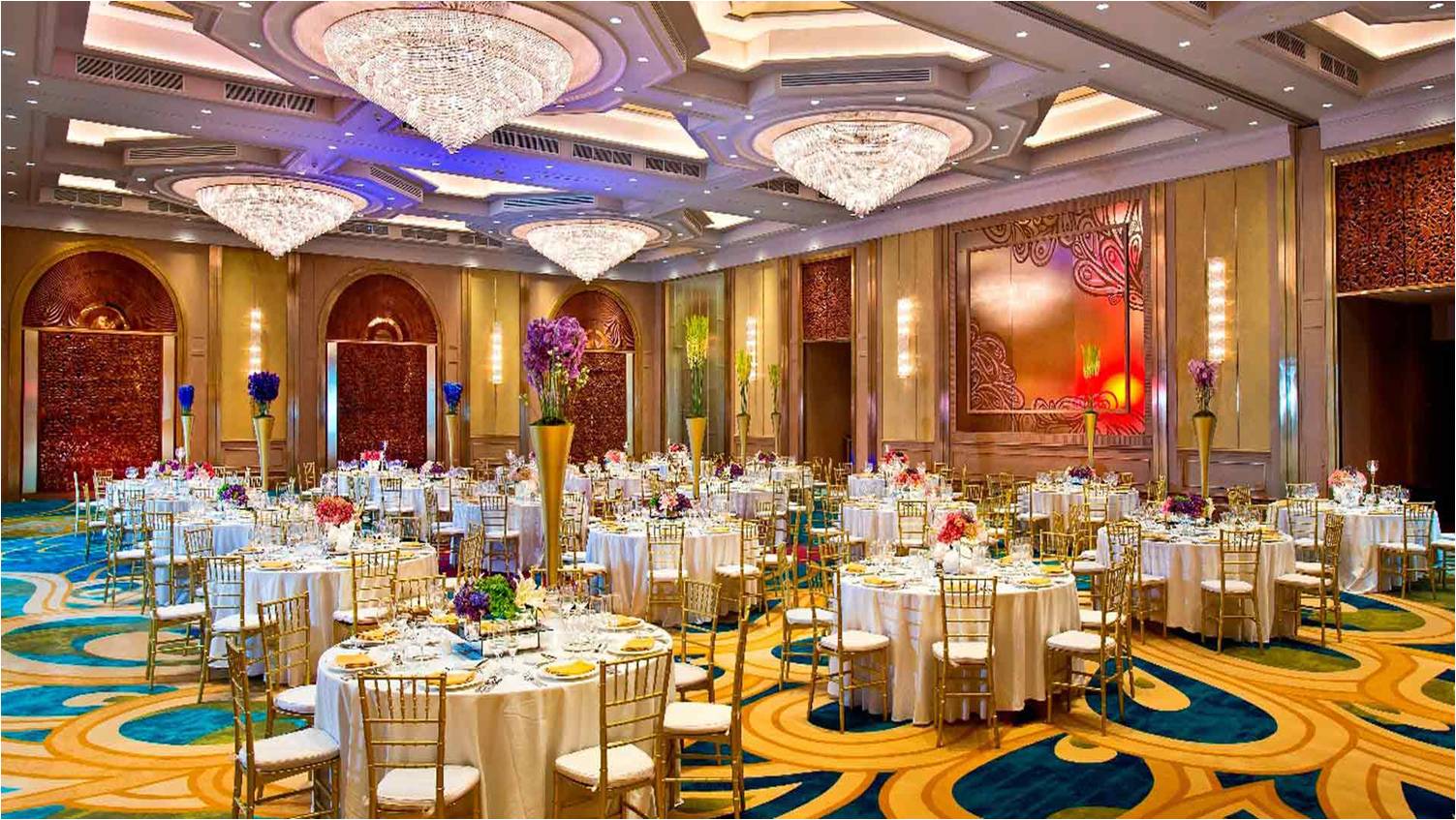 5 STAR HOTEL